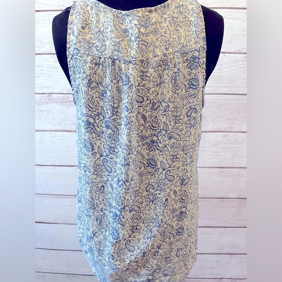 Christopher Banks Size Medium, Office Wear, Summer Top , Sleeveless, Lightweight - Picture 2 of 5